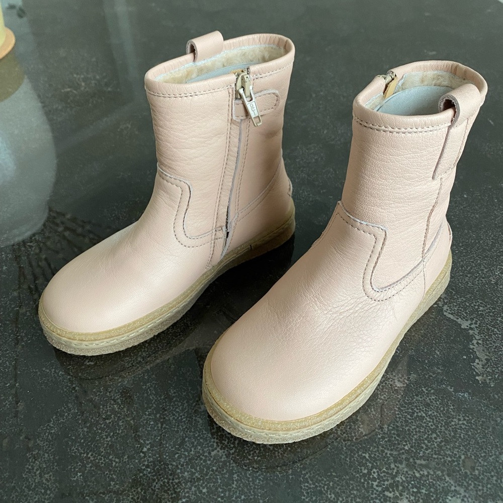 Bisgaard Elke Tex Nude leather boots wool lined size Euro 26, US 9.5